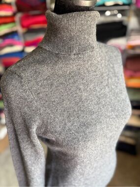 Charter Club Gray Turtleneck Cashmere Sweater